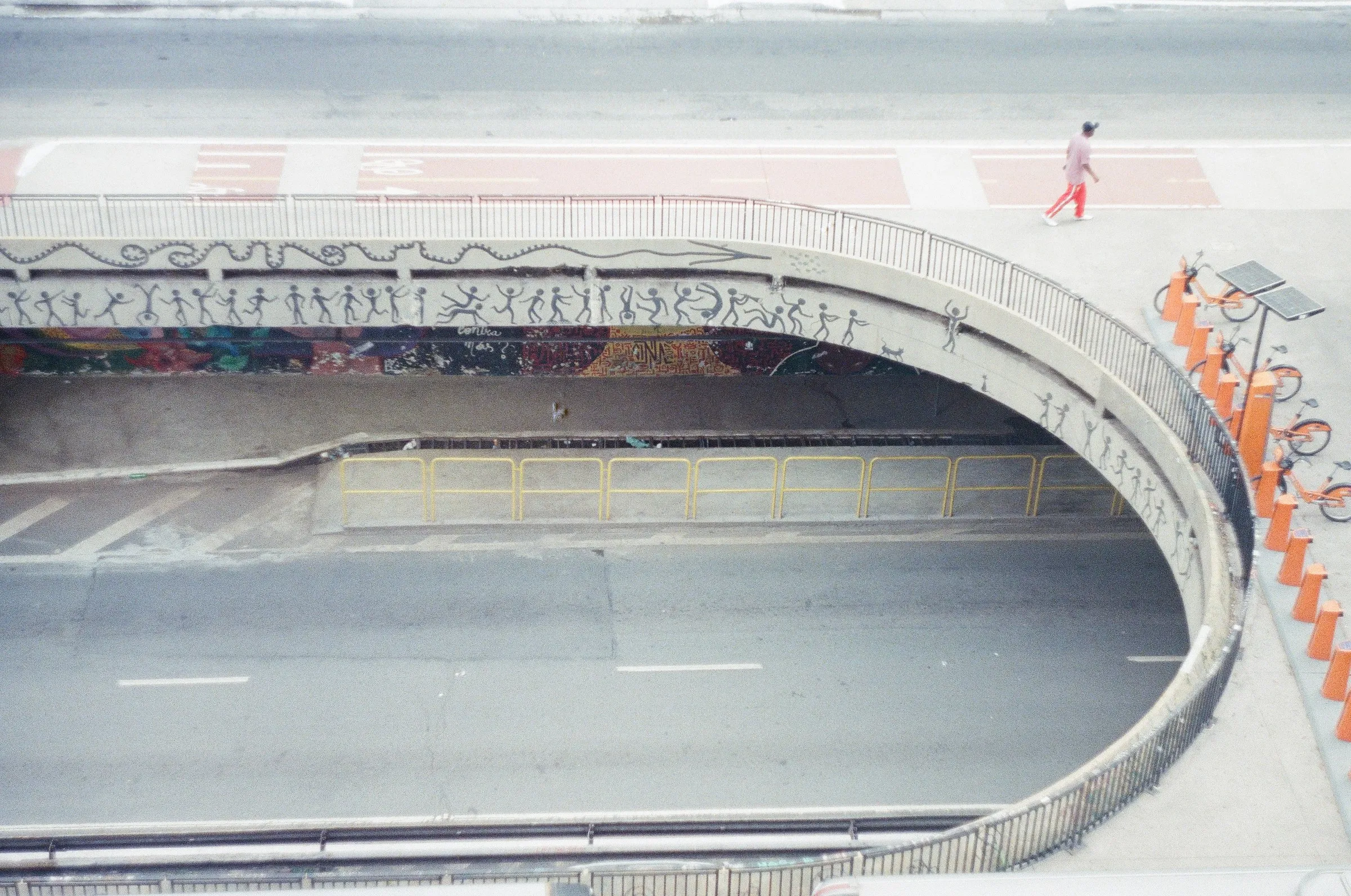 Viaduto urbano, 35mm